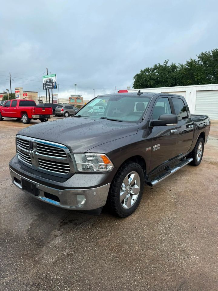 ram ram 1500 pickup 2017 3C6RR6LT5HG521350 image ram ram 1500 pickup 2017 3C6RR6LT5HG521350 image